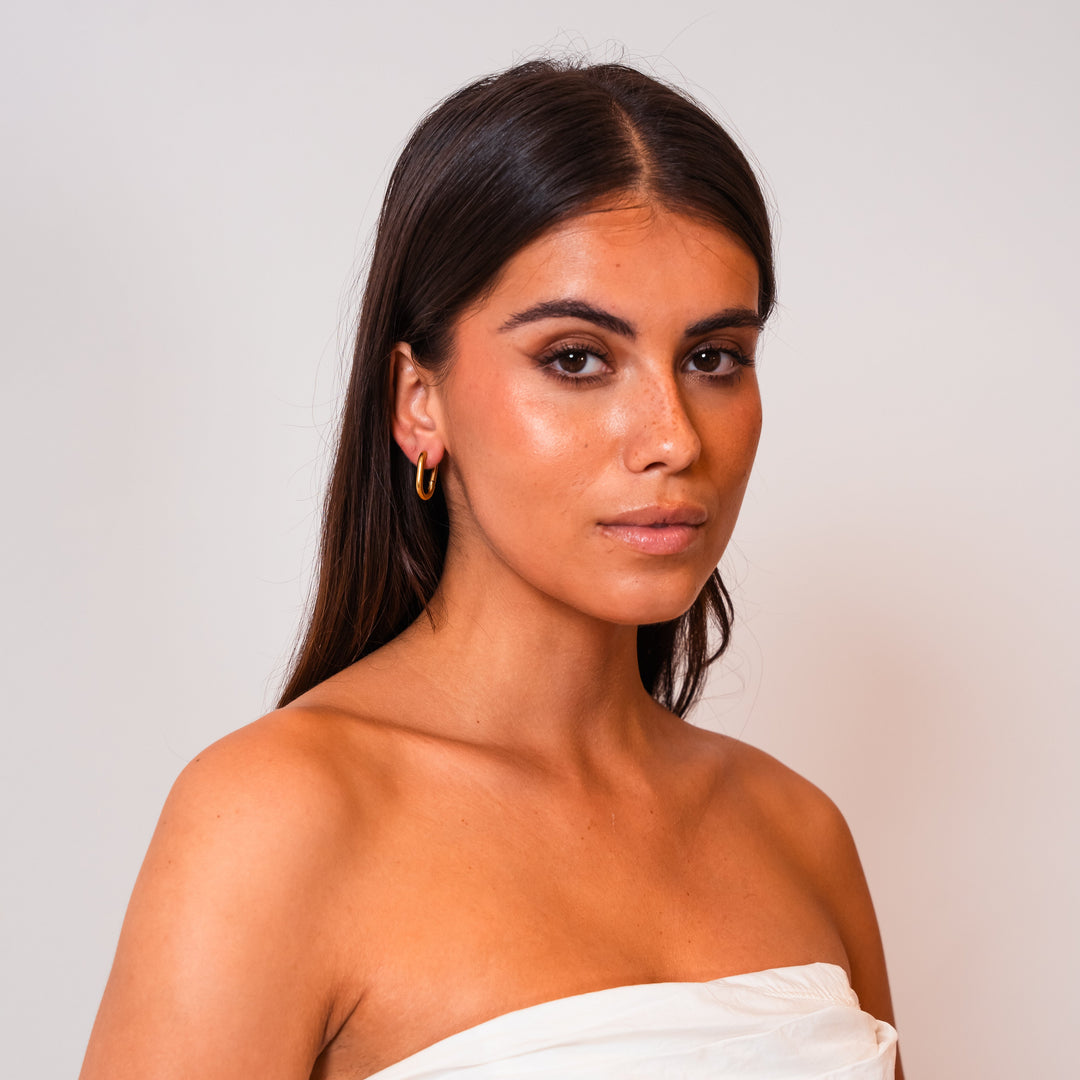 Nyra: Elegantes und zeitloses Design