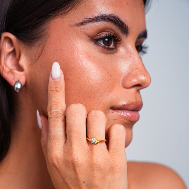 Himmlische Harmonie: Sonne und Mond