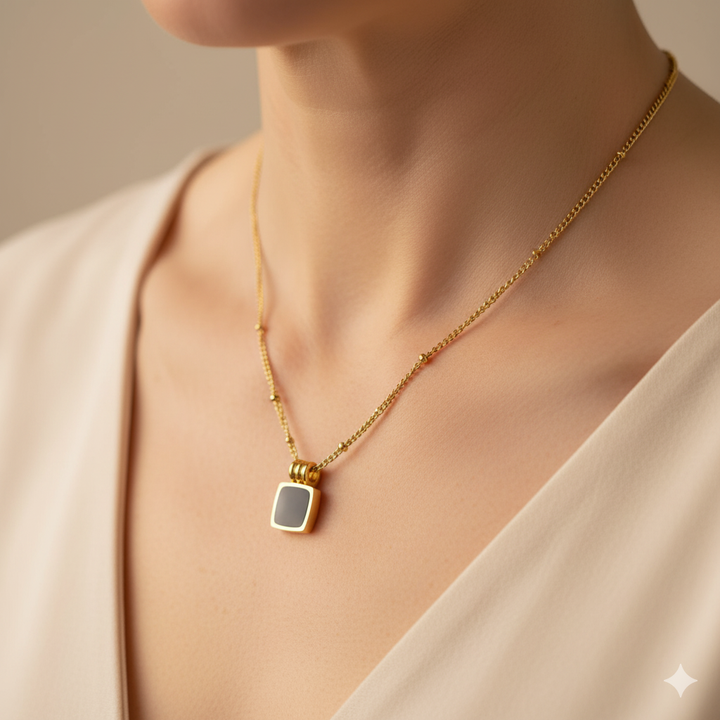 Mitternachts-Chic Halskette