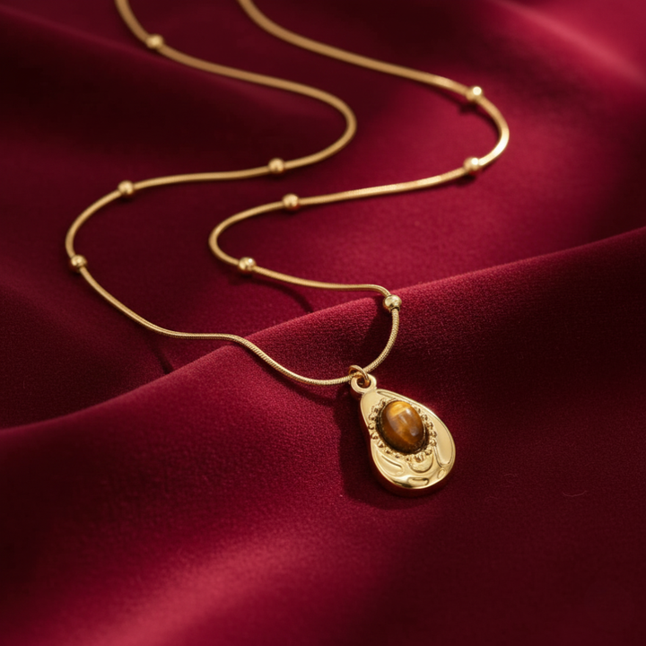 Reinrassige Goldene Halsband 