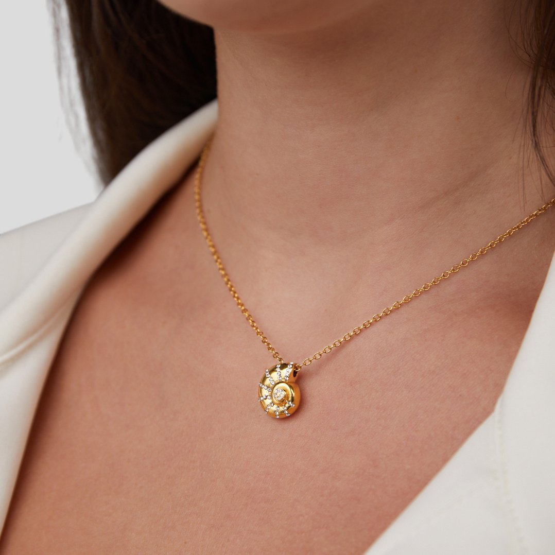 Luca Kristall Muschelanhänger Halskette