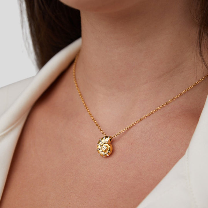 Luca Kristall Muschelanhänger Halskette