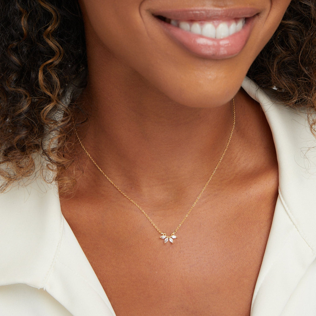 Omelia Kristallblatt Halskette